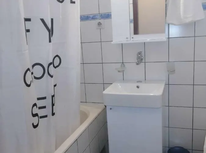 Apartmán Yellow Apartment, *